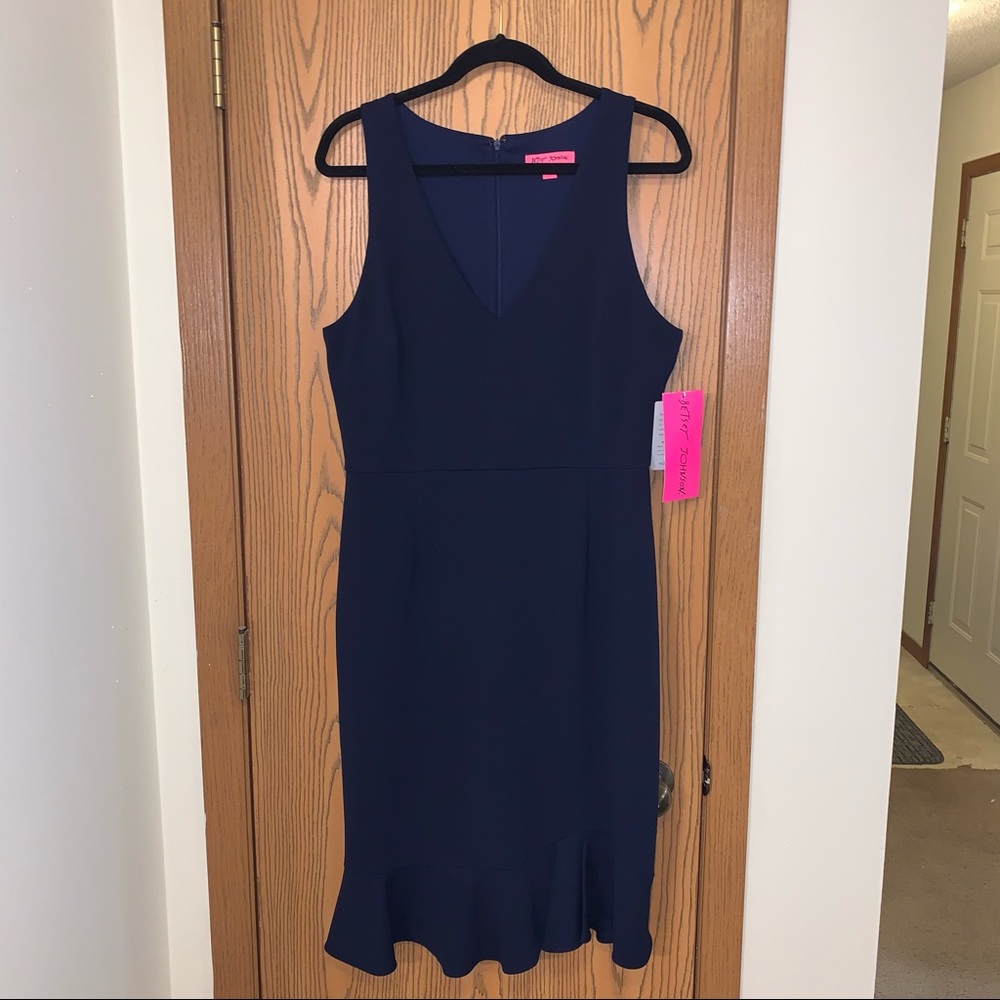 Betsey Johnson V-neck sleeveless dress (NWT)